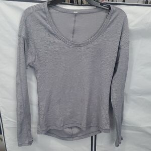 Lululemon Meant To Move Long Slewve Gray Heather Top Size 6